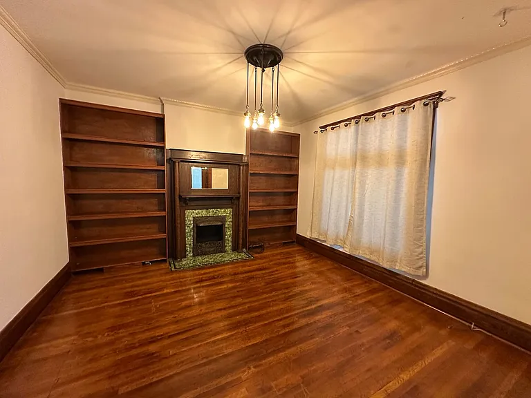 1023 Neil Ave — Photo 4