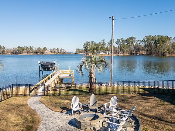 3rd image of 621 Tom Drafts Cir