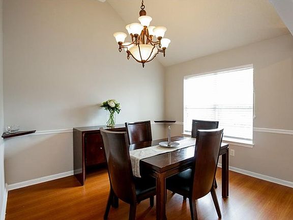 3rd image of 4337 Lodgeview Pl