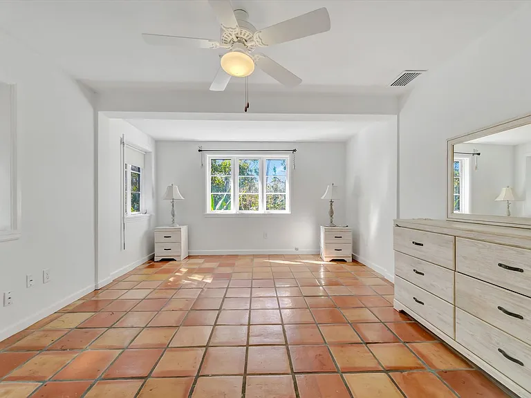 4237 Higel Ave — Photo 22