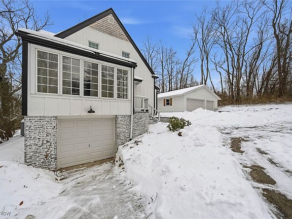 2nd image of 3246 Stimson Rd