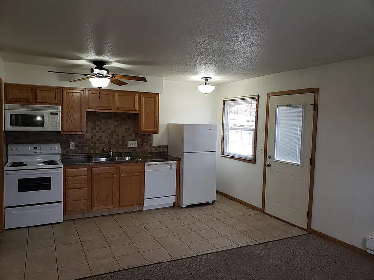 606 N Main St #1 — Photo 6