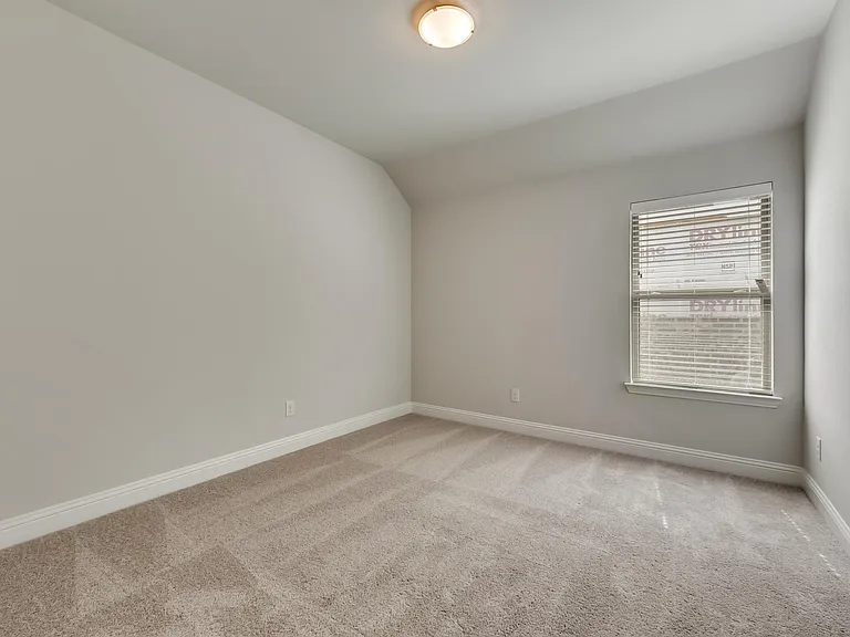 3508 Lillian Ct — Photo 13