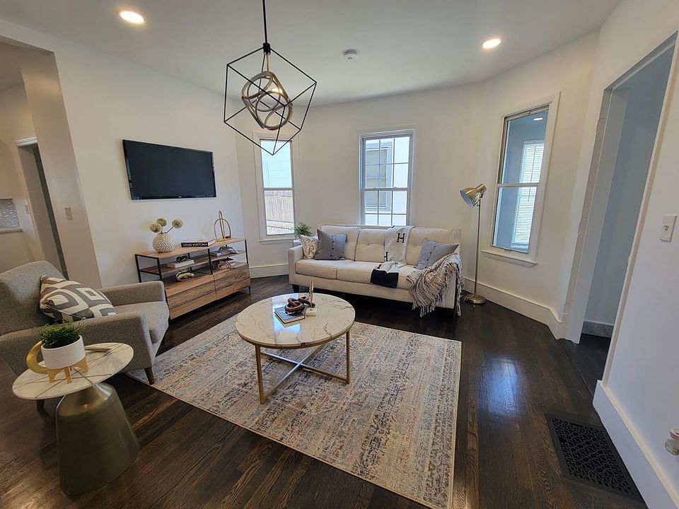 1st image of 60 Bradstreet Ave #60