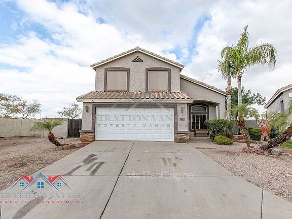 3rd image of 2805 S Abbey Cir