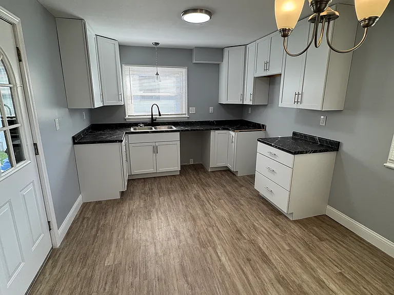 5 Glynn Dr — Photo 8