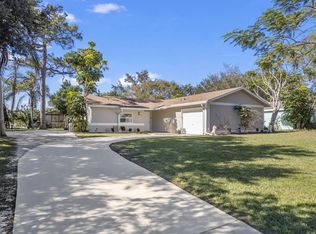 333 SW Kentwood Rd, Port Saint Lucie, FL 34953