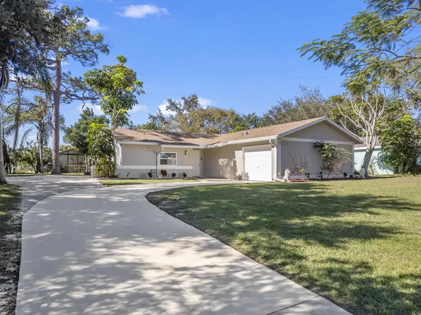 333 SW Kentwood Road, Port St Lucie, FL 34953