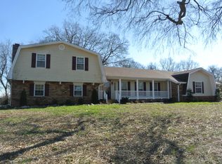 1316 Rivermont Dr, Gallatin, TN 37066