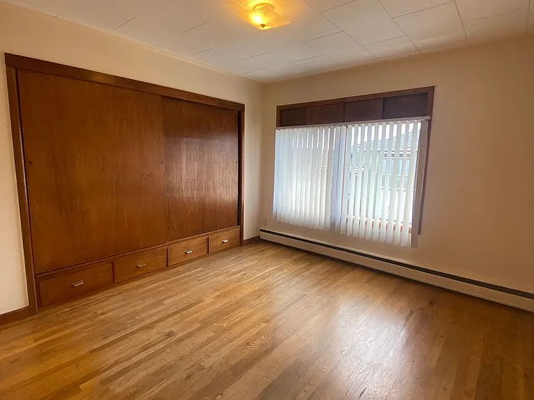 2239 Main St — Photo 10