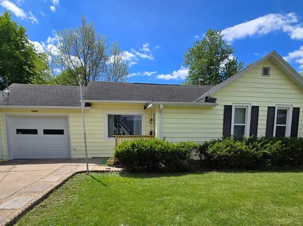 1131 E 6th Ave, Monmouth, IL 61462