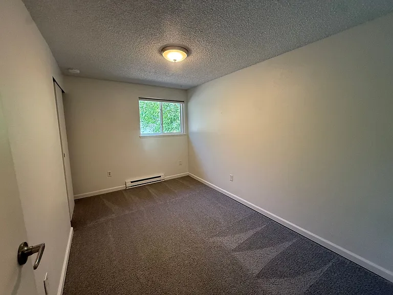 4460 Fir Dr NE — Photo 12