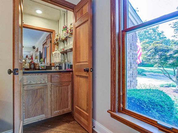 5th image of 3862 Blackwood Ct