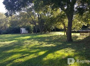 219 W Heard St, Cleburne, TX 76033