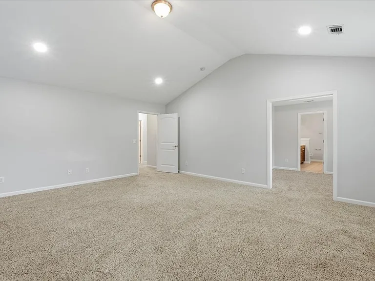 8 Woods Way — Photo 20