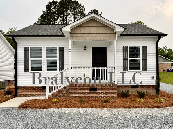 100 S McKinley St, Coats, NC 27521