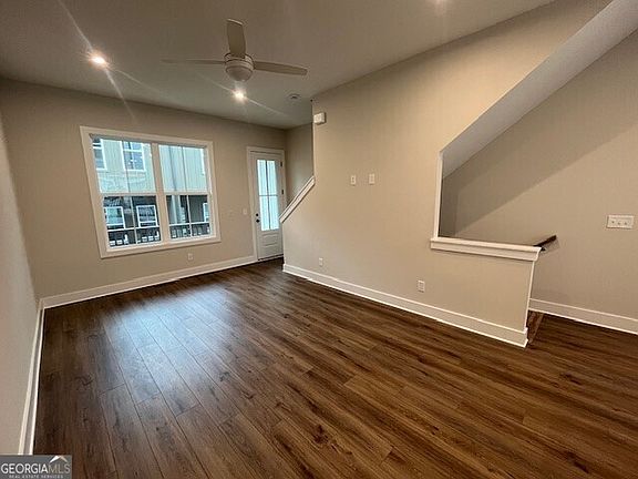5th image of 1426 Hazy Way SE #320