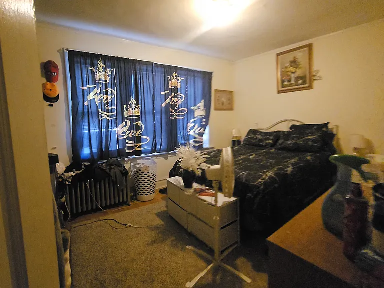 6127 N Claremont Ave #1 — Photo 5
