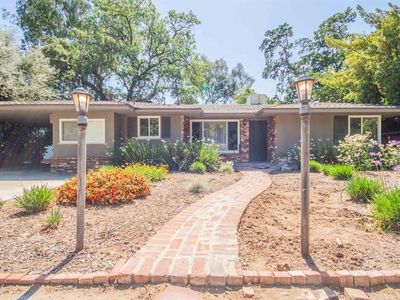 3739 Circle Dr W, Fresno, CA, 93704