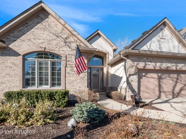 10 Laughry Ln, Palos Park, IL 60464
