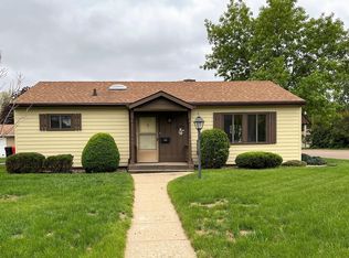 701 E 18th St, Yankton, SD 57078