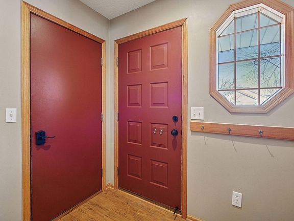 4th image of 1477 Creekside Dr