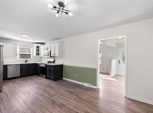 102 Briarwood Dr, Nicholasville, KY 40356