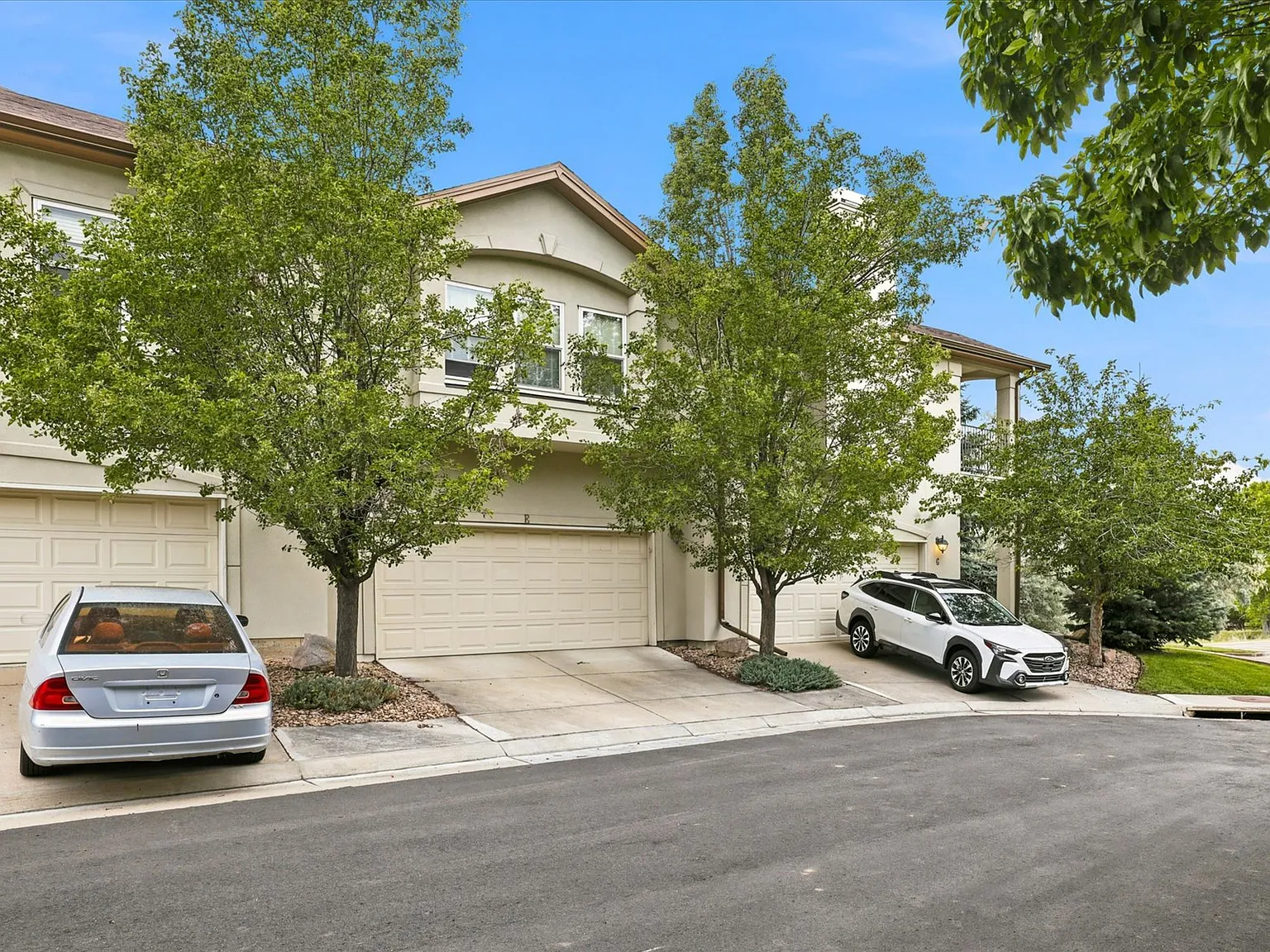 2 bed, 2524 sqft, $2,900 — Photo 3