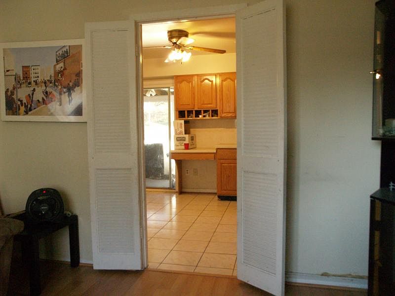 2nd image of 5503 Peerless Ave