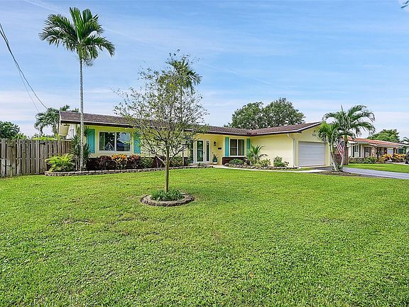 4th image of 7140 NW 10th Court