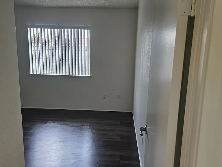 Waterstone Alta Loma Apartments — Photo 67
