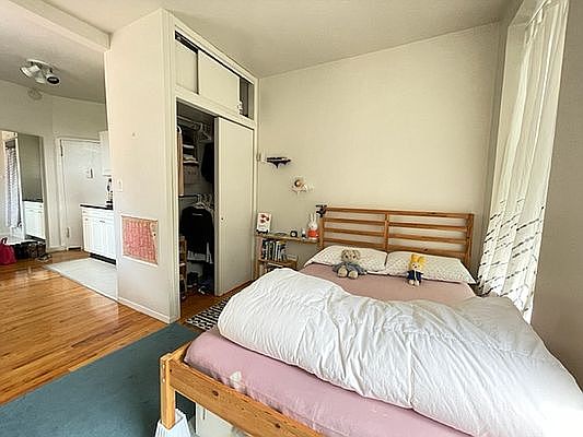 2nd image of 125 Sullivan St APT 29