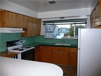 5th image of 3751 Baker St