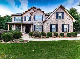 1020 Forest Creek Dr, Canton, GA