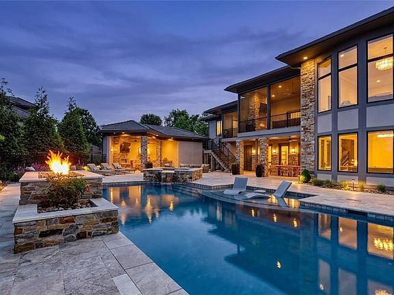 3rd image of 8085 NW Green Glades Ct