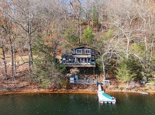 60 Goodrich Rd, Sturbridge, MA 01566