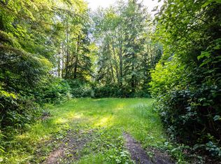 1208 Lynn Rd, Tofino, BC V0R 2Z0