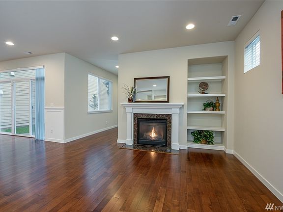 5th image of 10239 Eastridge Dr NE