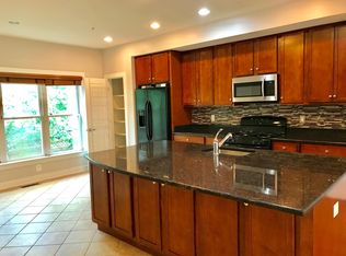 5804 Lustine St, Hyattsville, MD 20781