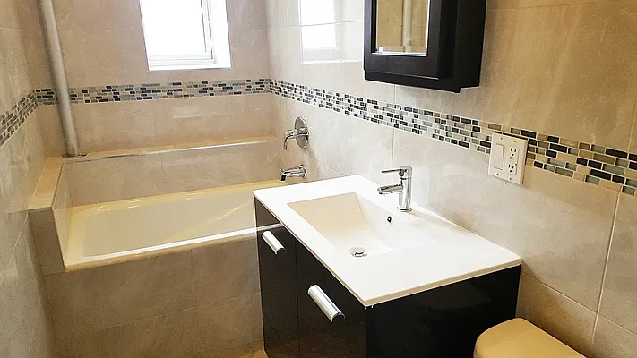 Rented by B.H. TAL Real Estate | media 6