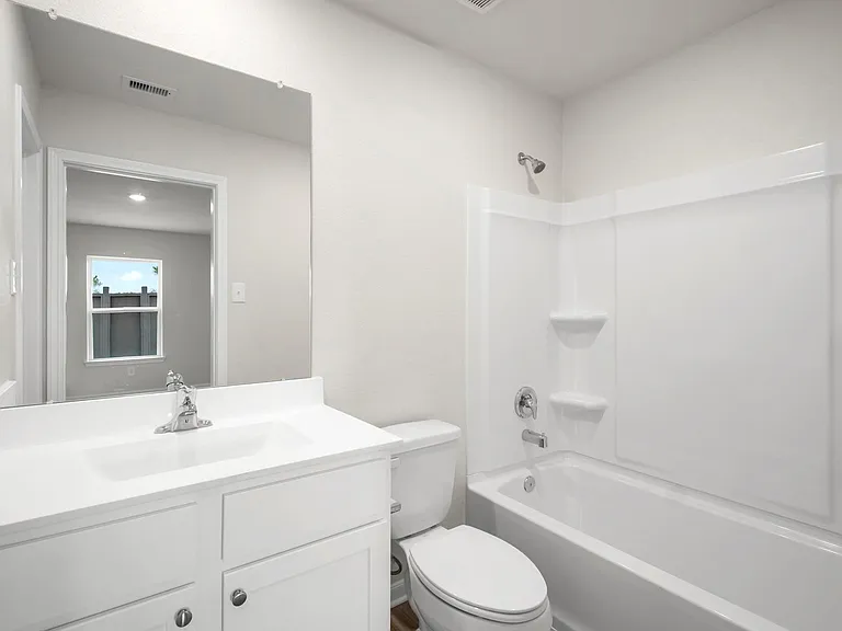 15830 Berry Hill Dr — Photo 9