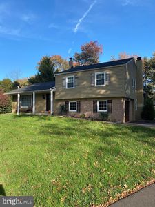 123 Richard Dr, Chalfont, PA, 18914