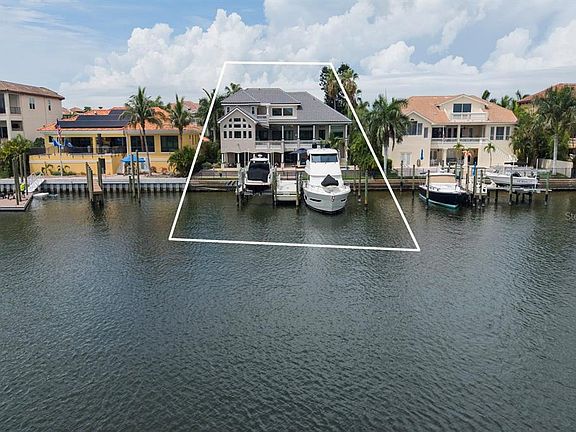 2nd image of 6113 PASADENA POINT BOULEVARD