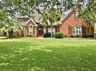 25613 Ravenwood Cir, Daphne, AL 36526