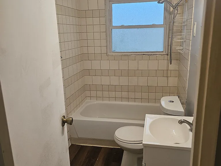 113 Saint Thomas Ln — Photo 6