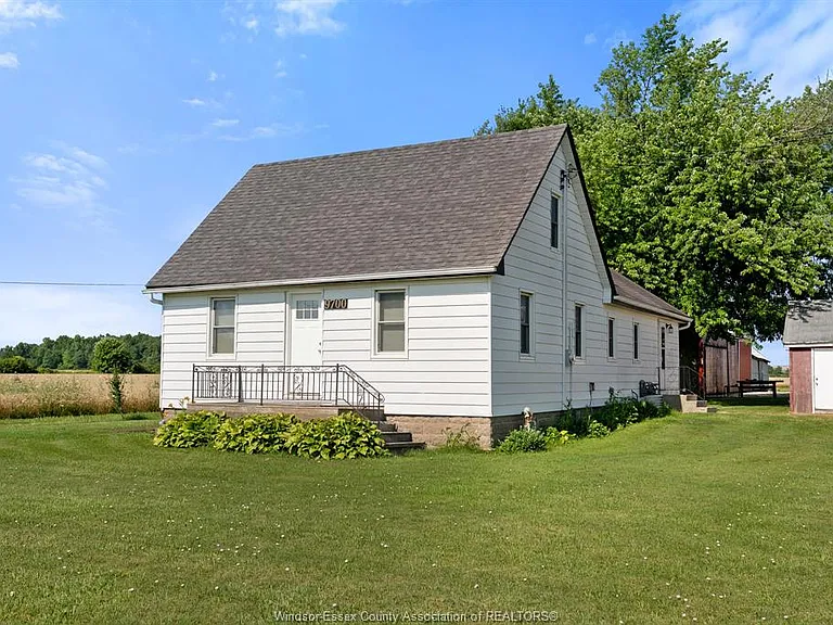9700 Walker Rd — Photo 1