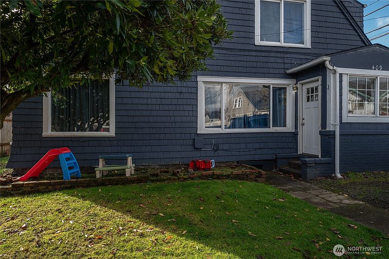 3rd image of 409 N M Street