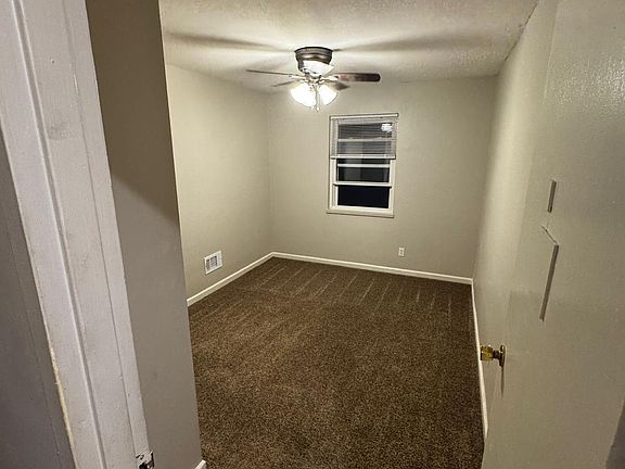 4th image of 1921 W Grand Ave APT 1
