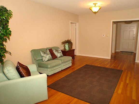 Family Room View2