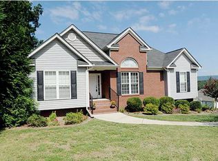 8695 Costa Ln, Hixson, TN 37343